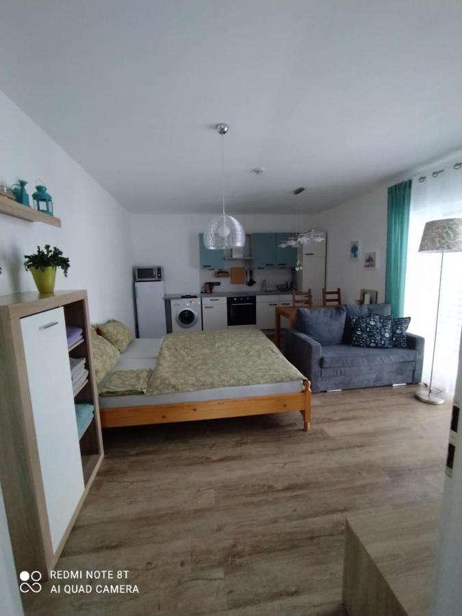 Apartman Eliska Vinohradni 200 Leilighet Šimonovice Eksteriør bilde